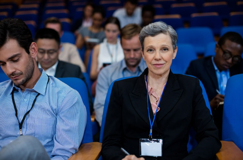 Tipos de interpretación más usados en congresos y ferias