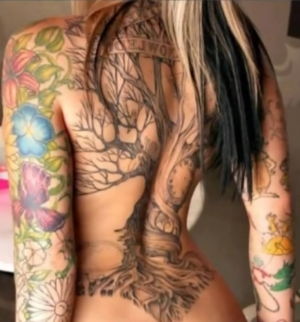 tatuaje espalda para mujer